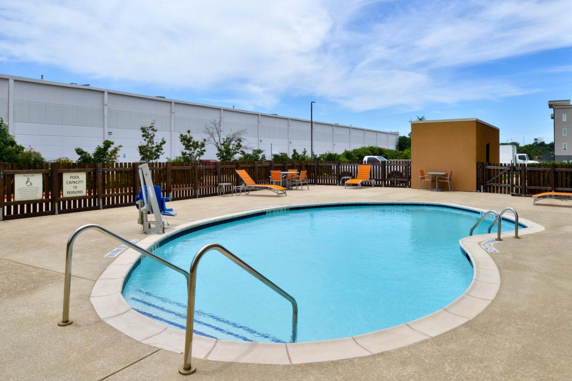 Holiday Inn Express & Suites - Wylie West By Ihg Exterior photo